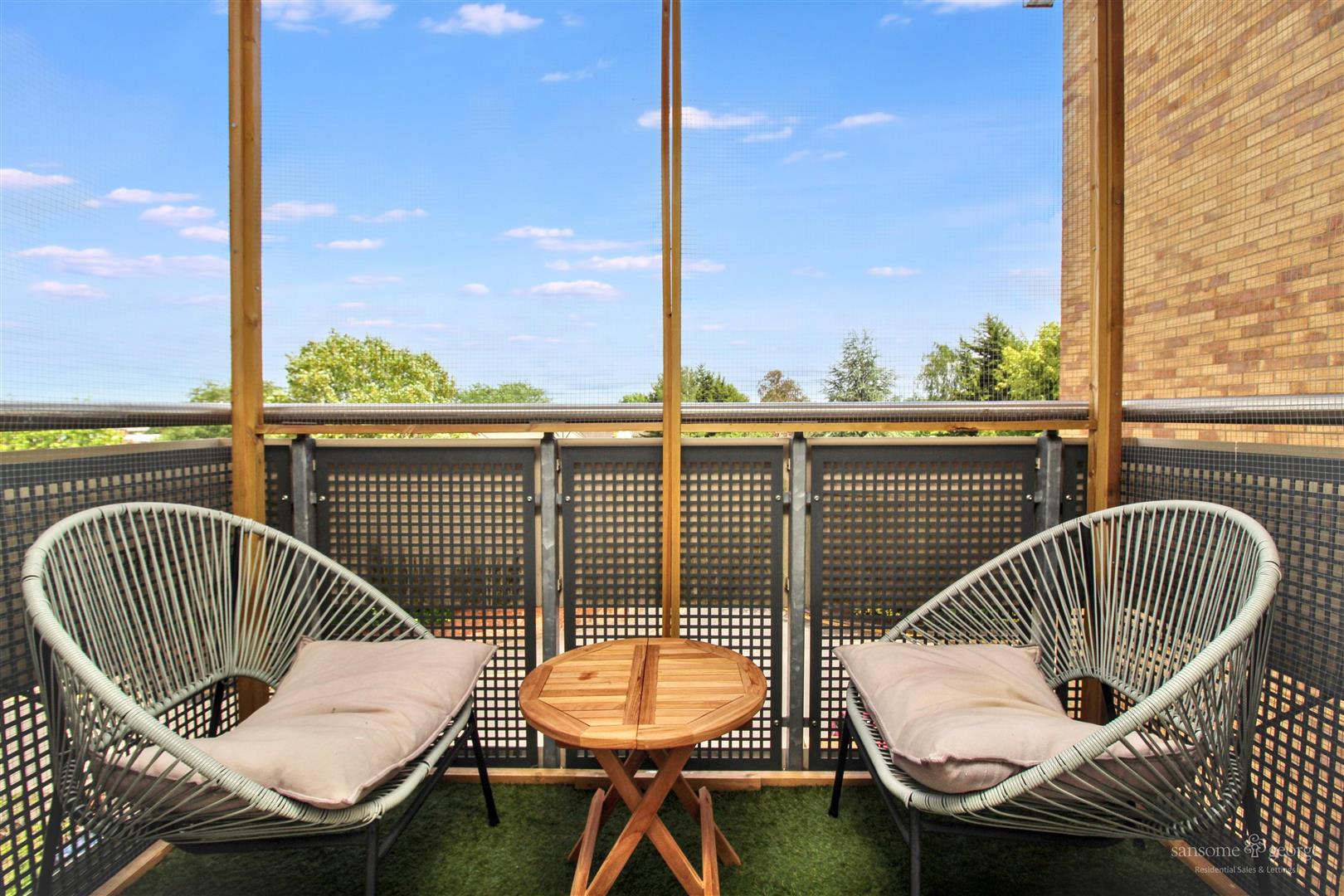 Branagh Court, Reading